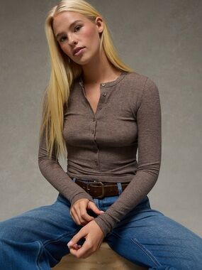 American Eagle Henley